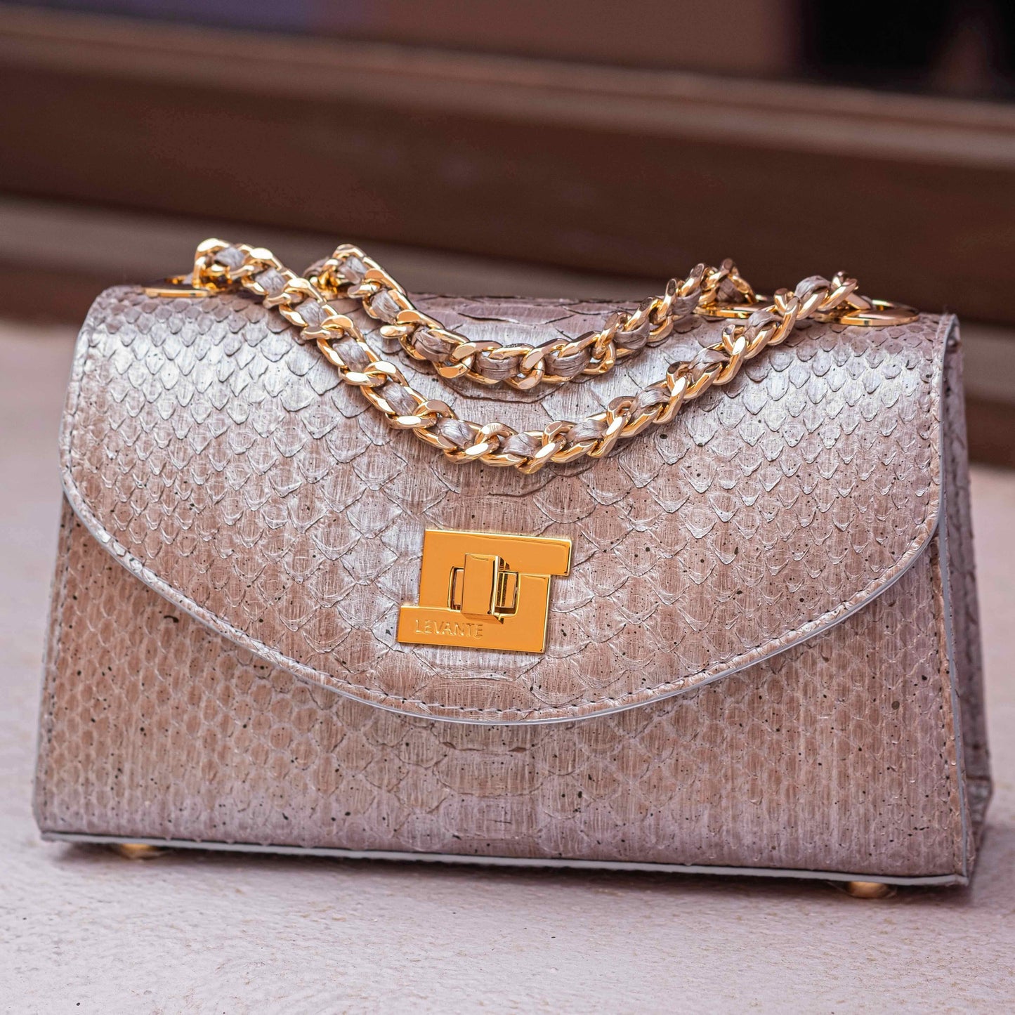 Magic Silver - Clutch Python