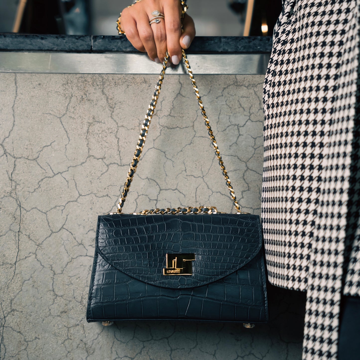 Light Gray - Clutch Crocodile