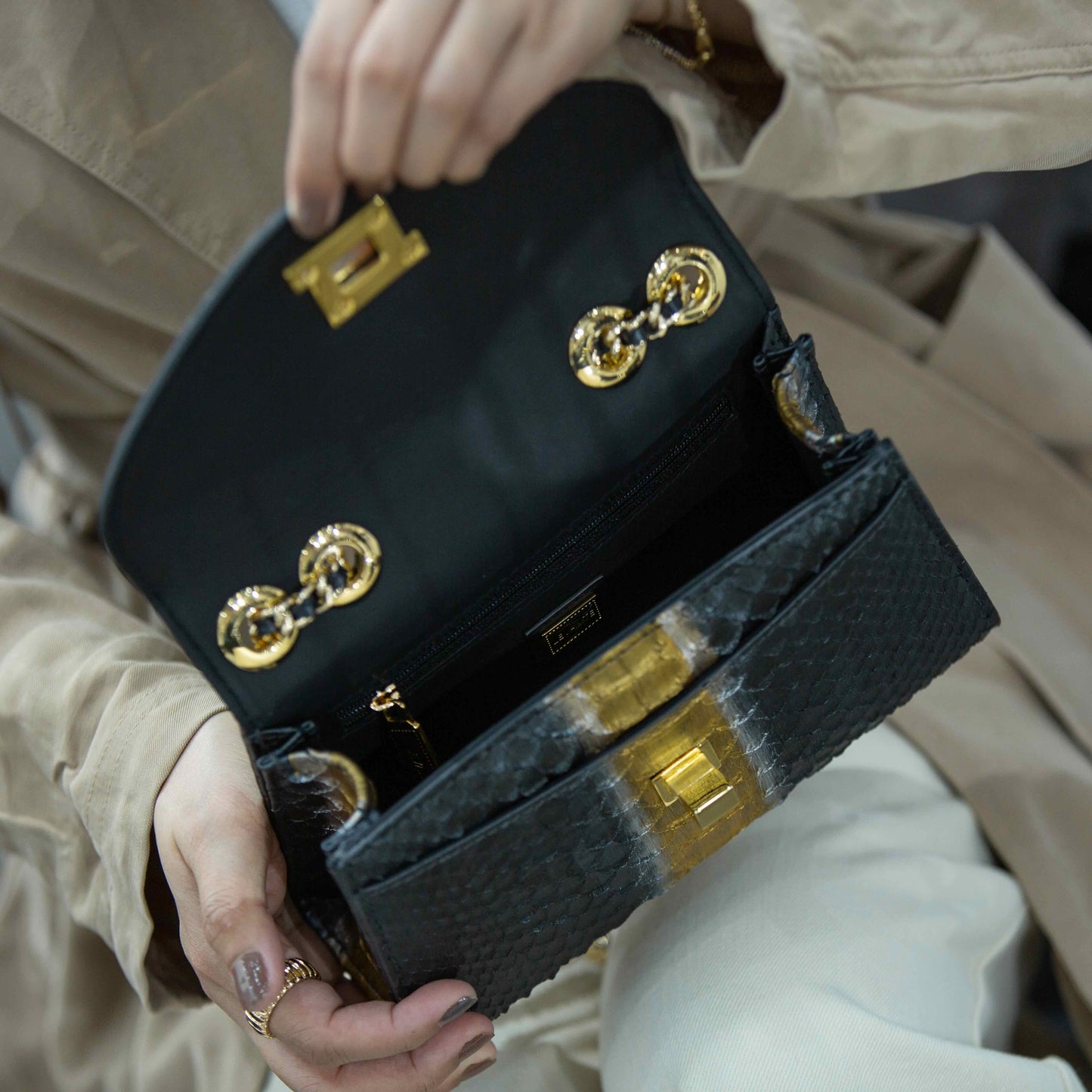 Metallic Black - Clutch Python