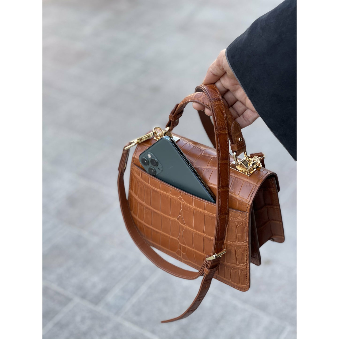 Light Tan- Classic Crocodile