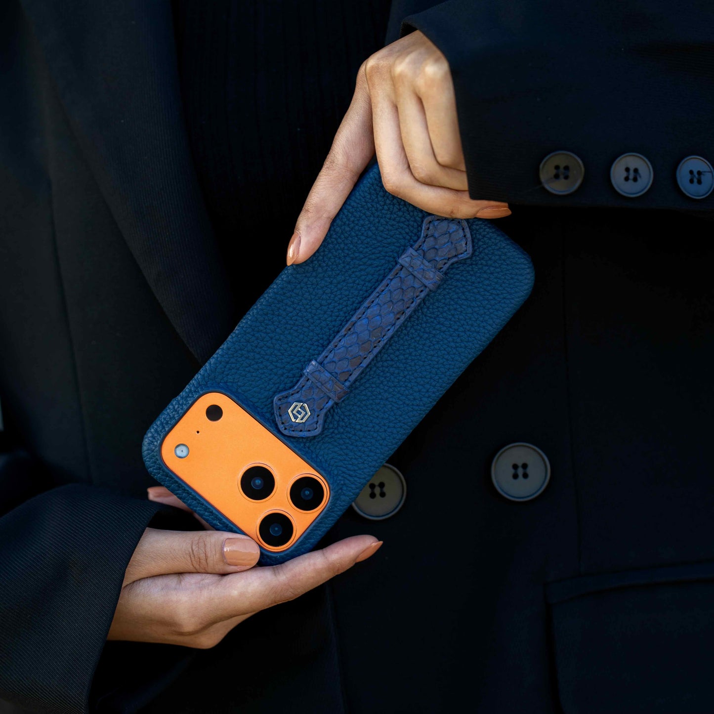 Deep Blue togo with python middle strap Blue  - iPhone 17 pro max
