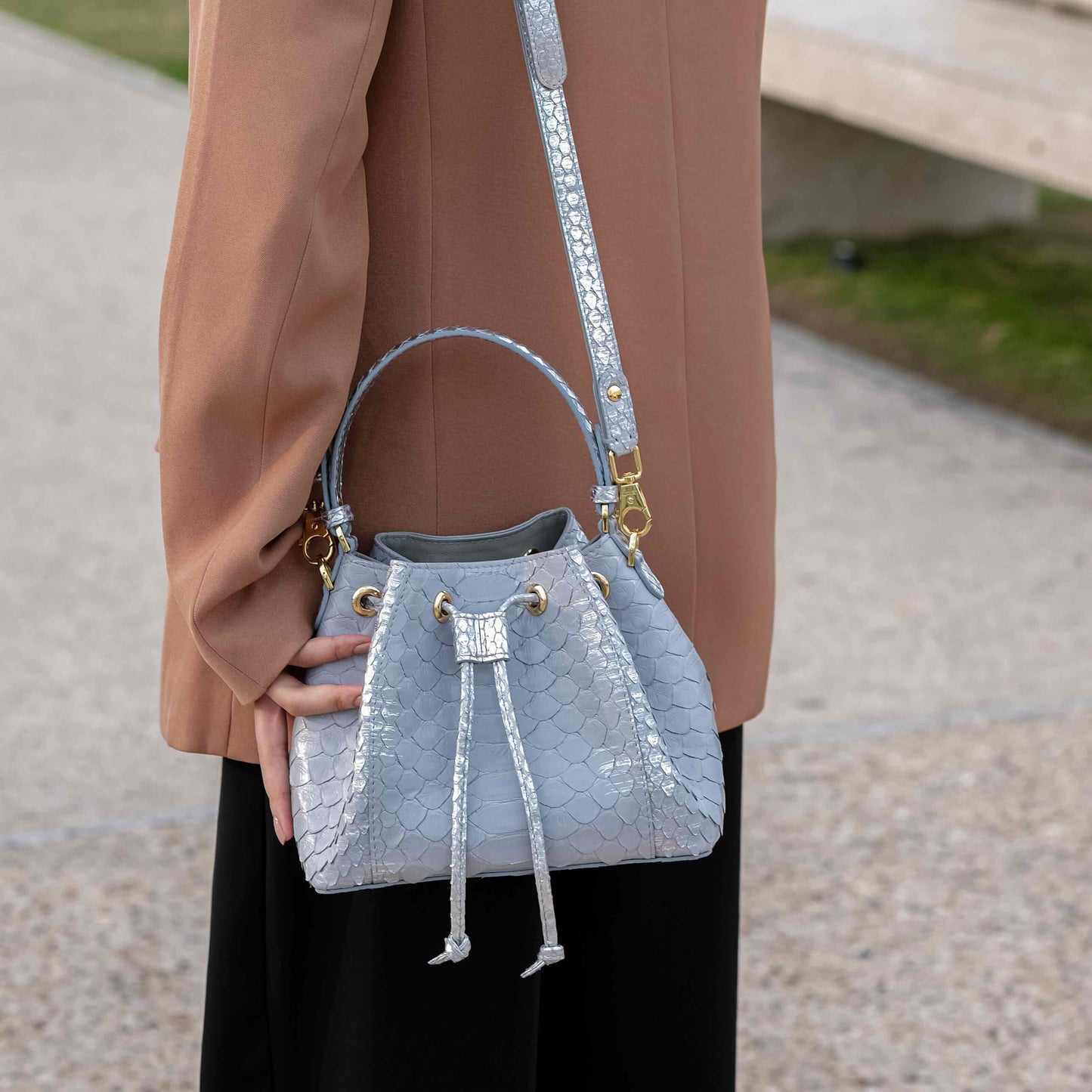 Tresor Gris - Bucket Bag Python